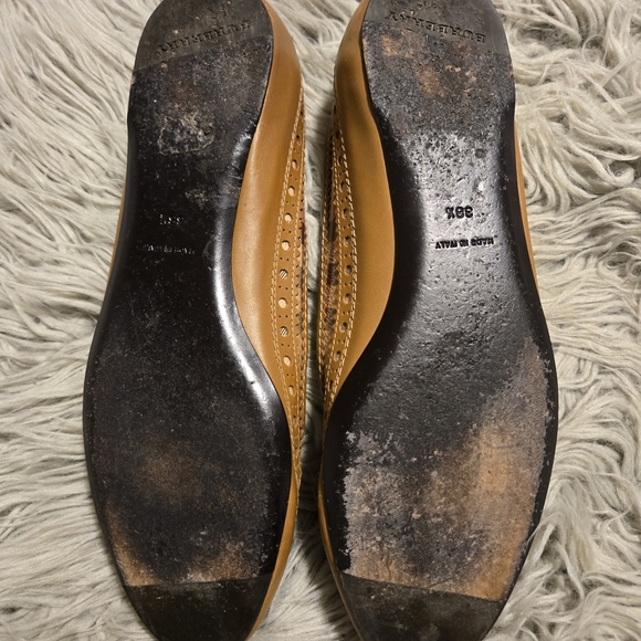 Burberry Flats Size 7.5 - Picture 5 of 7